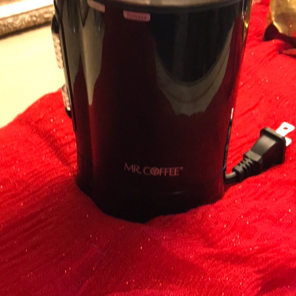 If you like to grind your own cup of coffee , then this is for you! - Picture 2 of 7